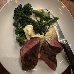 Wood-Grilled Kona-Crusted Lamb Loin Wood-Grilled Kona-Crusted Lamb Loin