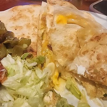 Anyway's Pub - Bloomingdale - Chicken Quesadillas - American Near Me - Bloomingdale, Illinois Anyway's Pub - Bloomingdale - Chicken Quesadillas - American Near Me - Bloomingdale, Illinois