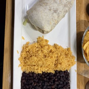 Burrito Parrilla Mexicana - Algonquin - Ground Beef Burrito dinner was very good - Mexican Near Me - Algonquin, Illinois Burrito Parrilla Mexicana - Algonquin - Ground Beef Burrito dinner was very good - Mexican Near Me - Algonquin, Illinois