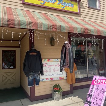 Bonjour Again Upscale Resale - Used, Vintage & Consignment Near Me - Genesee Depot, Wisconsin