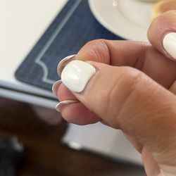 La Vie Nails - My acrylics lifted after less than 2 weeks