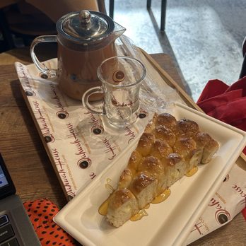 Qahwah House - Chai and honeycomb bread - Coffee & Tea Near Me - New York, New York Qahwah House - Chai and honeycomb bread - Coffee & Tea Near Me - New York, New York