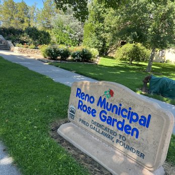 Idlewild Park - 8/22/22 Free rose garden - Parks Near Me - Reno, Nevada Idlewild Park - 8/22/22 Free rose garden - Parks Near Me - Reno, Nevada