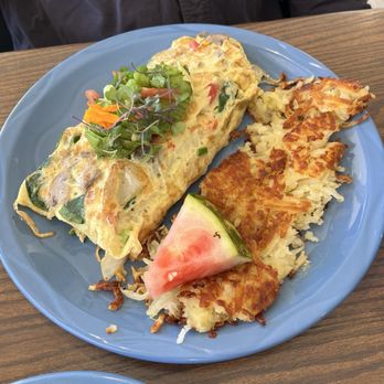 The Breakfast Club - Farmhouse Omelette, crispy hash browns. - American Near Me - Castro Valley, California The Breakfast Club - Farmhouse Omelette, crispy hash browns. - American Near Me - Castro Valley, California