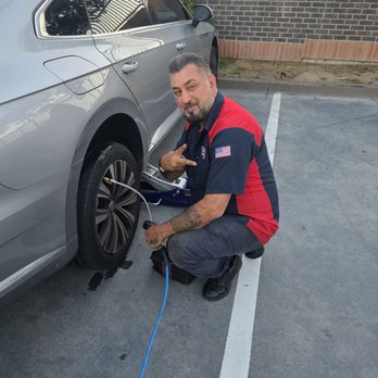 Quality Towing - Meet Roni...very pro at what he does - Towing Near Me - San Diego, California Quality Towing - Meet Roni...very pro at what he does - Towing Near Me - San Diego, California