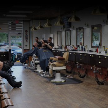 Circle Barber Shop VG - Circle Barber Shop VG interior - Barbers Near Me - Virginia Gardens, Florida Circle Barber Shop VG - Circle Barber Shop VG interior - Barbers Near Me - Virginia Gardens, Florida