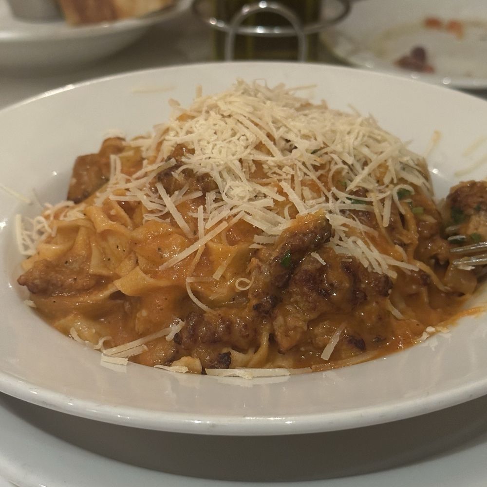 Buon Appetito Restaurant - Fettuccine alla Friuliana (Cheese) - Italian Near Me - Hayward, California Buon Appetito Restaurant - Fettuccine alla Friuliana (Cheese) - Italian Near Me - Hayward, California