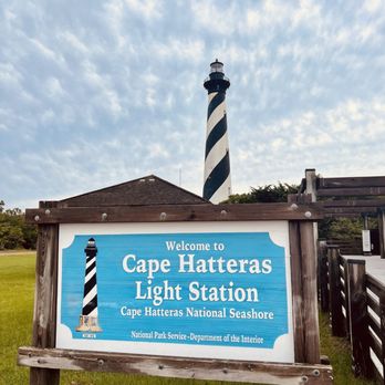 Cape Hatteras Lighthouse - Welcome sign - Landmarks & Historical Buildings Near Me - Buxton, North Carolina Cape Hatteras Lighthouse - Welcome sign - Landmarks & Historical Buildings Near Me - Buxton, North Carolina