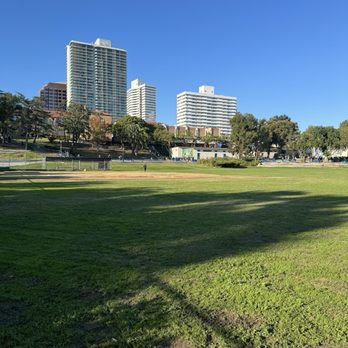 University High School - Middle Schools & High Schools Near Me - Los Angeles, California University High School - Middle Schools & High Schools Near Me - Los Angeles, California