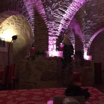 CastelBrando - The bar! But that's only one of the room. Nice atmosphere! - Hotels Near Me - Cison di Valmarino, TV