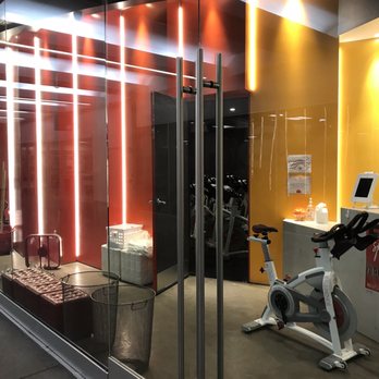 Bespoke Cycling Studio - Lobby - Cycling Classes Near Me - Los Angeles, California Bespoke Cycling Studio - Lobby - Cycling Classes Near Me - Los Angeles, California
