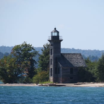 Pictured Rocks National Lakeshore - Old Lighthouse - Parks Near Me - Munising, Michigan Pictured Rocks National Lakeshore - Old Lighthouse - Parks Near Me - Munising, Michigan