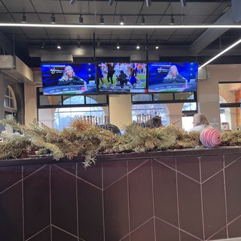 Society Burger - Bar area - Salad Near Me - Tulsa, Oklahoma