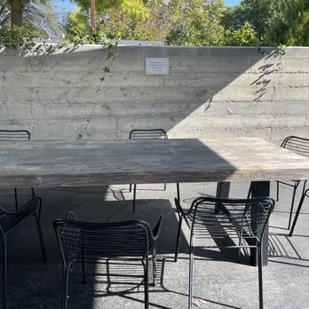 Temple Coffee - Outdoor seating - Coffee Roasteries Near Me - Sacramento, California