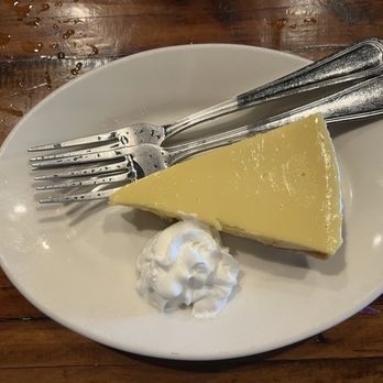 Mr Big Fish - Key lime pie - Seafood Near Me - Naples, Florida