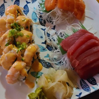 Godai - Widowmaker roll and tuna and salmon sashimi. Yummy! - Sushi Bars Near Me - San Antonio, Texas