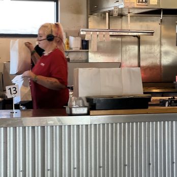 More Burgers & Shakes - Food handler no gloves . - Burgers Near Me - Cody, Wyoming
