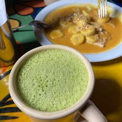 Café Ross - Latte Matcha y crepas de banana con rompope!