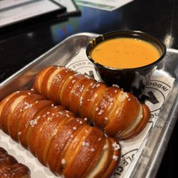 Mulligans Sports Bar & Golf Club - Bavarian Pretzels are really soft inside crisp outside perfect