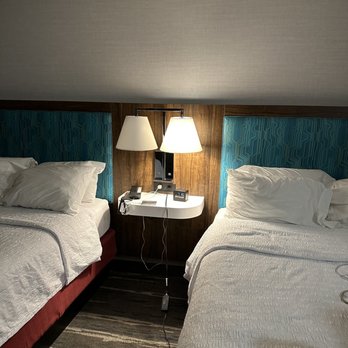 Hampton Inn Pickwick Dam-At Shiloh Falls - Best beds ever!! Ever!! - Hotels Near Me - Counce, Tennessee Hampton Inn Pickwick Dam-At Shiloh Falls - Best beds ever!! Ever!! - Hotels Near Me - Counce, Tennessee