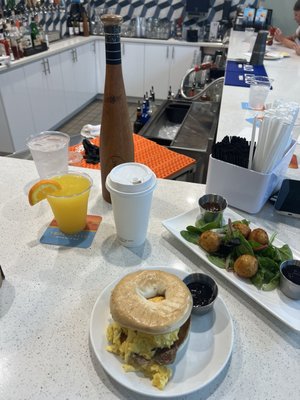 Cultivate Food Coffee & Cocktails at The Battery by null