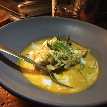 Langbaan - Dungeness crab curry. - Thai Near Me - Portland, Oregon