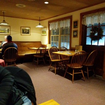 Jakes Restaurant and Tavern - Inside seating. Dark mood lighting. Typical bar. - Pizza Near Me - Londonderry, Vermont Jakes Restaurant and Tavern - Inside seating. Dark mood lighting. Typical bar. - Pizza Near Me - Londonderry, Vermont