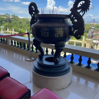 Cebu Taoist Temple - Walking Tours Near Me - Cebu City, CEB