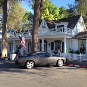 Parry Lodge - Front Entrance to the hotel - Hotels Near Me - Kanab, Utah