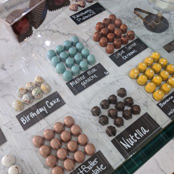 Aurora Grace - Some of the prettiest bonbons you'll ever see - Chocolatiers & Shops Near Me - Philadelphia, Pennsylvania