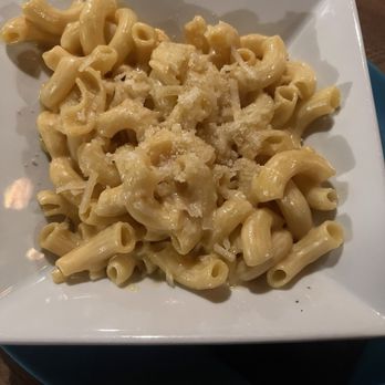 Diane's Saddleback Grill - Macaroni and cheese - Bars Near Me - Lake Arrowhead, California