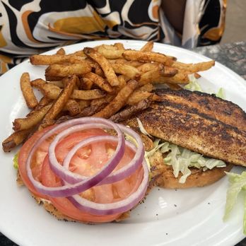 Chelsea's Kitchen - New American Near Me - Phoenix, Arizona