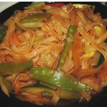 Bistro Dragon - Pad thai - Asian Fusion Near Me - Elk Grove Village, Illinois