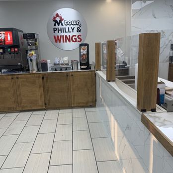 M Town Philly & Wings - Inside - Chicken Wings Near Me - Mobile, Alabama
