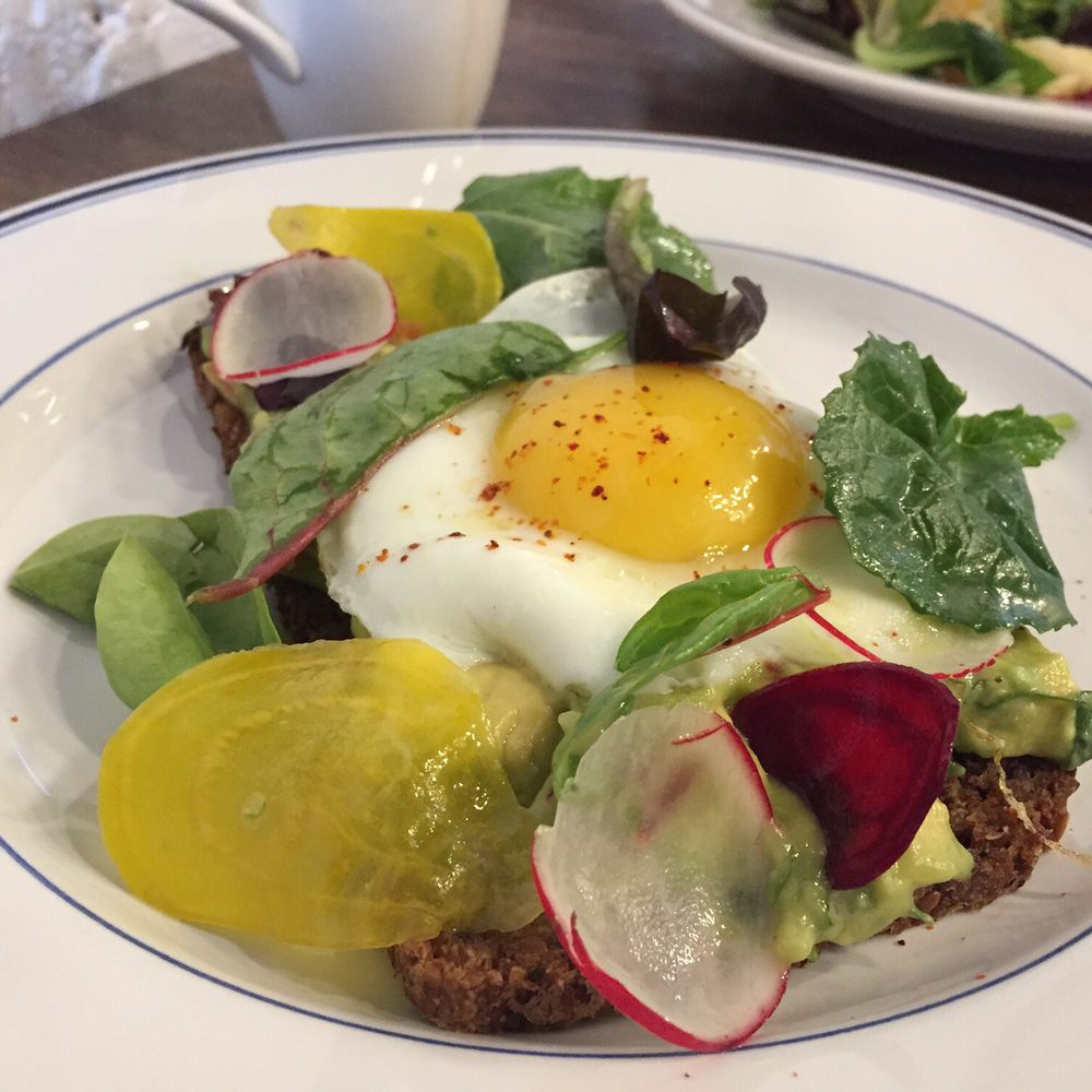 Der Pioneer - Avocado Toast - Coffee & Tea Near Me - Brooklyn, New York Der Pioneer - Avocado Toast - Coffee & Tea Near Me - Brooklyn, New York