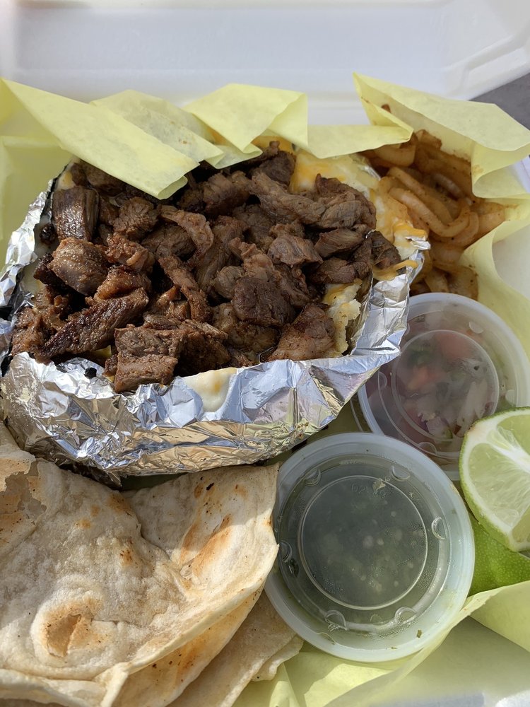 La Fogata Tacos & Papas Asadas
