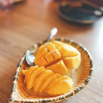 Khao Kang Thai Kitchen - Mango Sticky Rice() - Thai Near Me - Mountain View, California Khao Kang Thai Kitchen - Mango Sticky Rice() - Thai Near Me - Mountain View, California