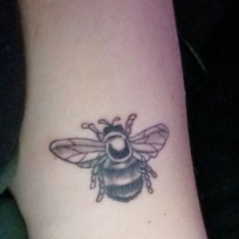 Georgia Street Tattoo - Fuzzy bee - Tattoo Near Me - Vallejo, California