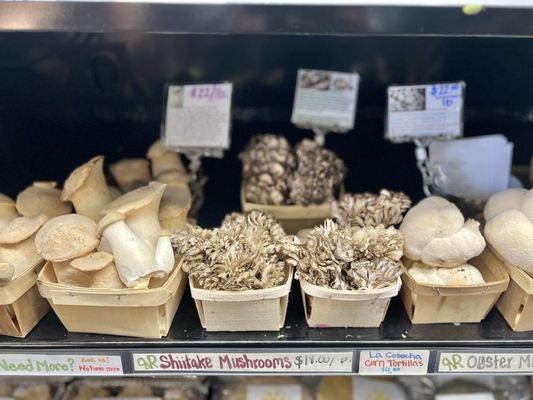 River Valley Ranch & Kitchens by null