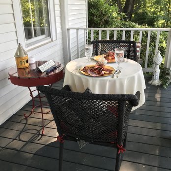 Orchard House Bed and Breakfast - Private porch breakfast set up - Bed & Breakfast Near Me - Lovingston, Virginia Orchard House Bed and Breakfast - Private porch breakfast set up - Bed & Breakfast Near Me - Lovingston, Virginia