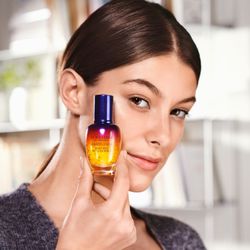 L'Occitane en Provence - The Immortelle Overnight Reset Oil-in-Serum is applied before you sleep for skin that looks rested in just one night.
