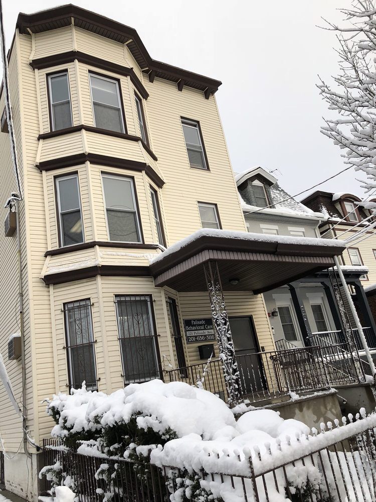 PALISADES BEHAVIORAL CARE Updated August 2024 32 Reviews 221