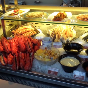 港畔餐廳 - Harbourside 港畔餐廳 buffet seafood station - Buffets Near Me - Hong Kong, HK