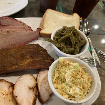 Naaman's BBQ - Barbeque Near Me - Texarkana, Texas