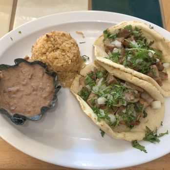Huarache Xpress - Yummy carnitas taco plate - Mexican Near Me - Simi Valley, California Huarache Xpress - Yummy carnitas taco plate - Mexican Near Me - Simi Valley, California