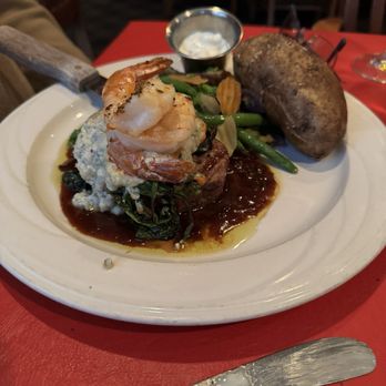 Teddy Griffin's Roadhouse - Filet and shrimp - Pizza Near Me - Harbor Springs, Michigan