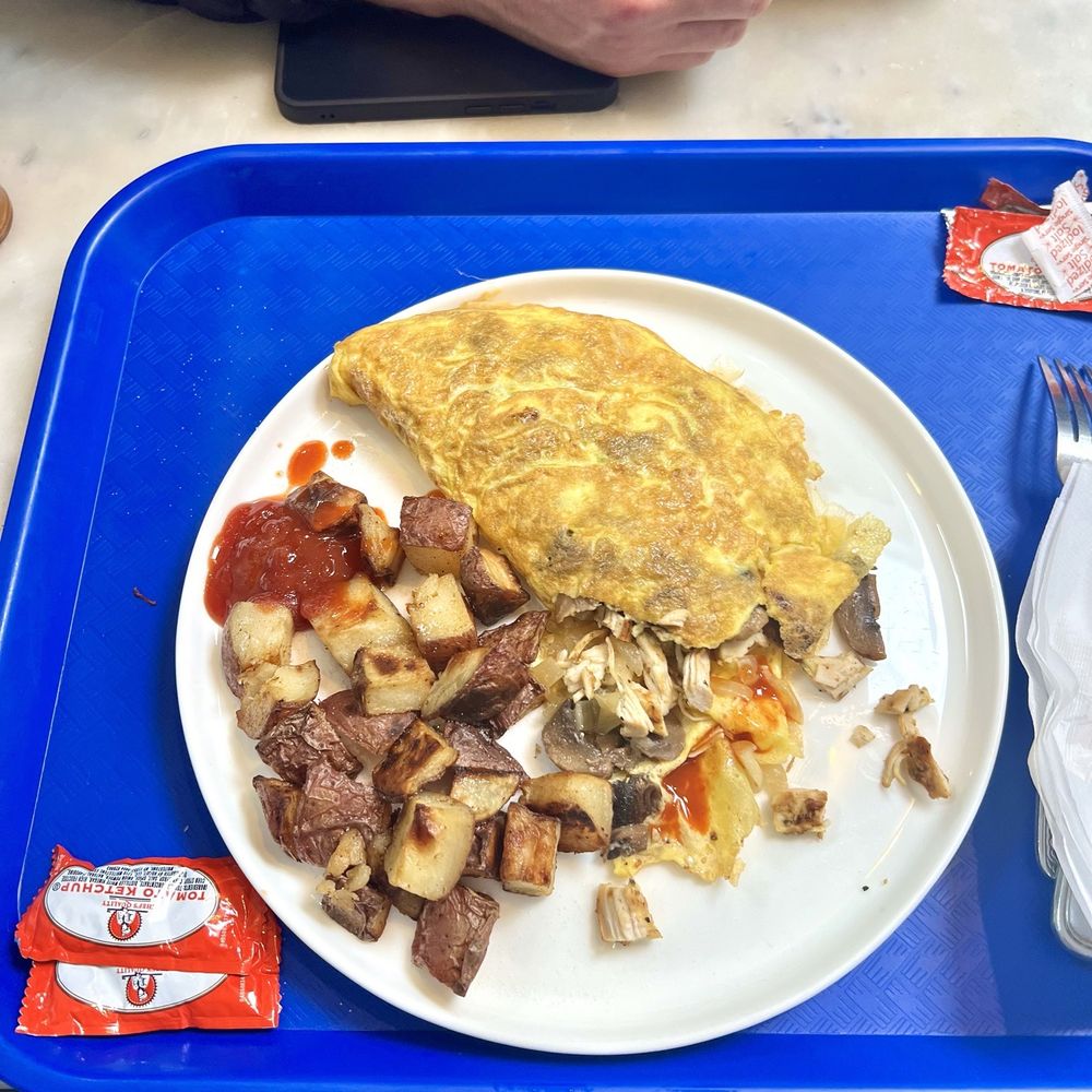 Le Bon Cafe - Breakfast Create Your Own Omelette - Coffee & Tea Near Me - Washington, DC, District of Columbia Le Bon Cafe - Breakfast Create Your Own Omelette - Coffee & Tea Near Me - Washington, DC, District of Columbia