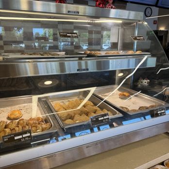 Sheng Kee Bakery - Bakeries Near Me - Union City, California