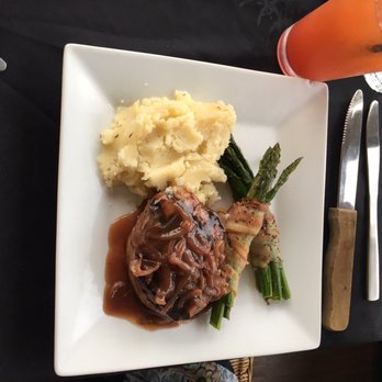 Waves Restaurant and Lounge - My friend had a very tender chateaubriand and loved it. - Seafood Near Me - Waldport, Oregon Waves Restaurant and Lounge - My friend had a very tender chateaubriand and loved it. - Seafood Near Me - Waldport, Oregon
