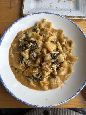 Vola’s Dockside Grill and Hi-Tide Lounge by null